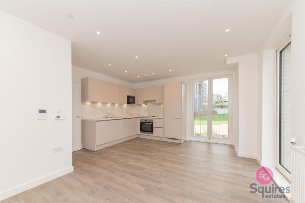 2 bed 1st Floor Flat for rent in Finchley. From Squires Estates - Mill Hill