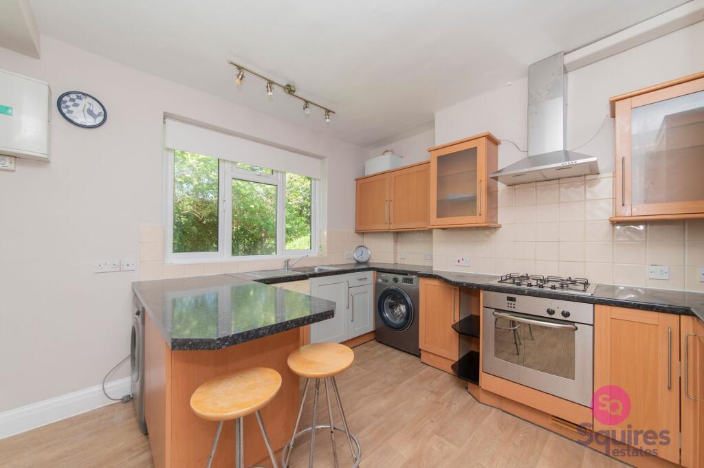 2 bed 1st Floor Flat for rent in Hendon. From Squires Estates - Mill Hill