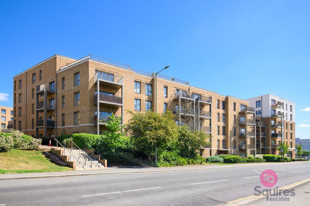 2 bed 1st Floor Flat for rent in Finchley. From Squires Estates - Mill Hill