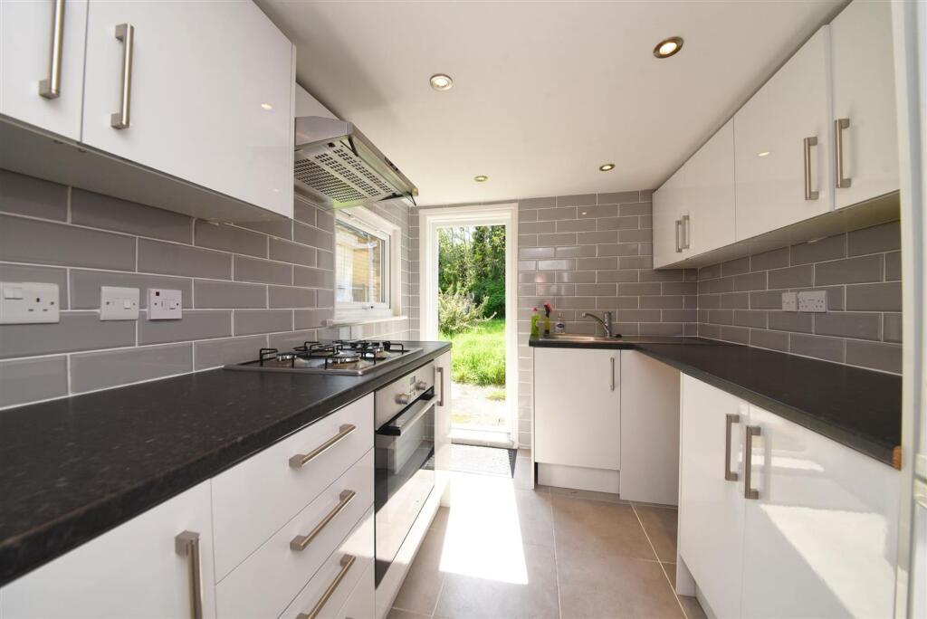 2 bed Not Specified for rent in London. From Squires Estates - Mill Hill