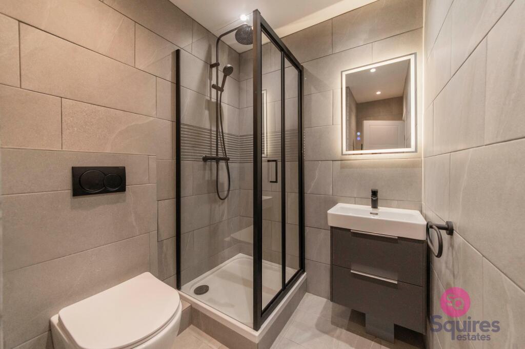 2 bed 1st Floor Flat for rent in London. From Squires Estates - Mill Hill