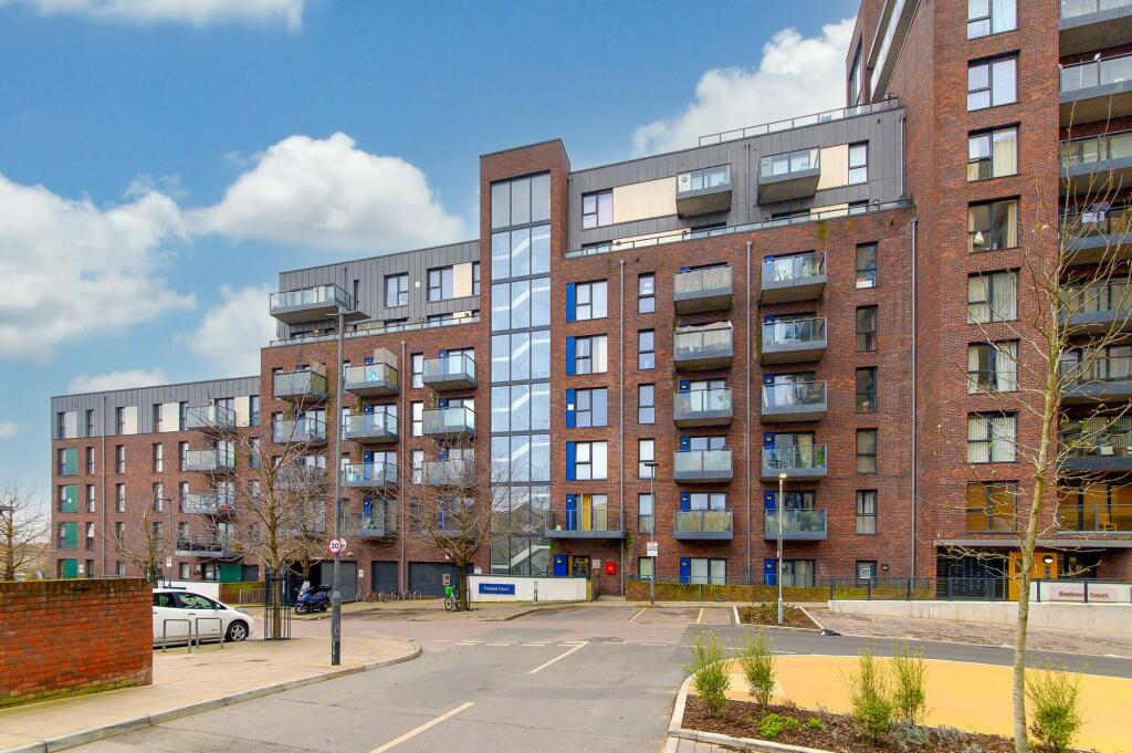 1 bed 1st Floor Flat for rent in Hendon. From Squires Estates - Mill Hill