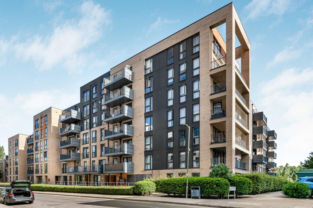 2 bed 1st Floor Flat for rent in Hendon. From Squires Estates - Mill Hill 2 bed 1st Floor Flat for rent in Hendon. From Squires Estates - Mill Hill