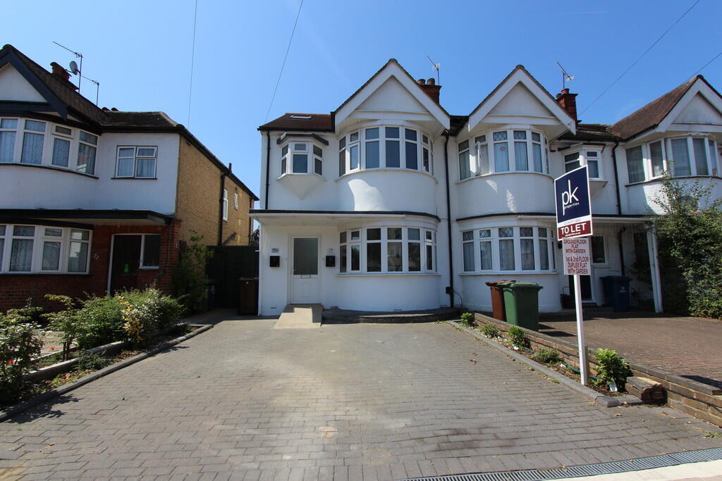 3 bed Apartment for rent in Harrow. From PK Properties