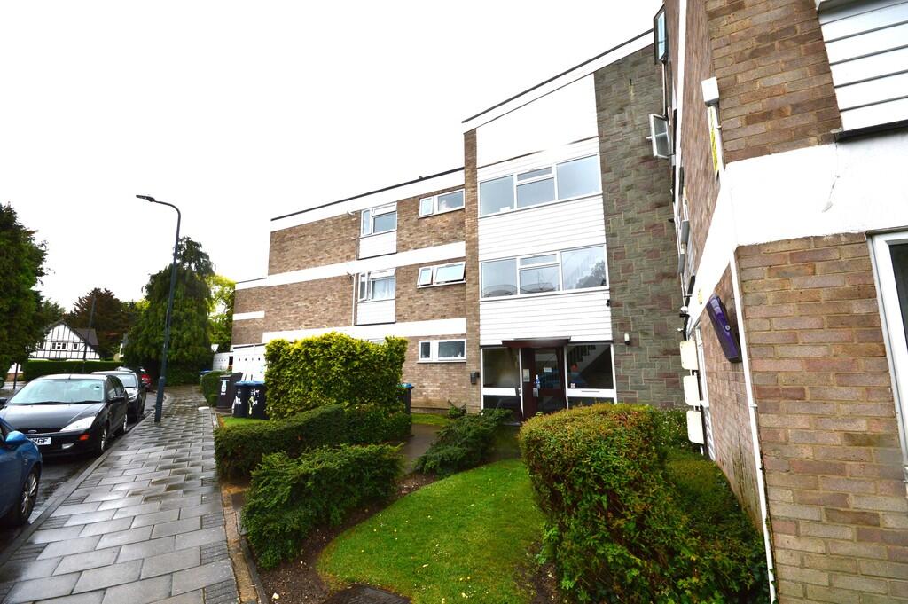 3 bed 1st Floor Flat for rent in Wembley. From Hamilton Estates - Wembley