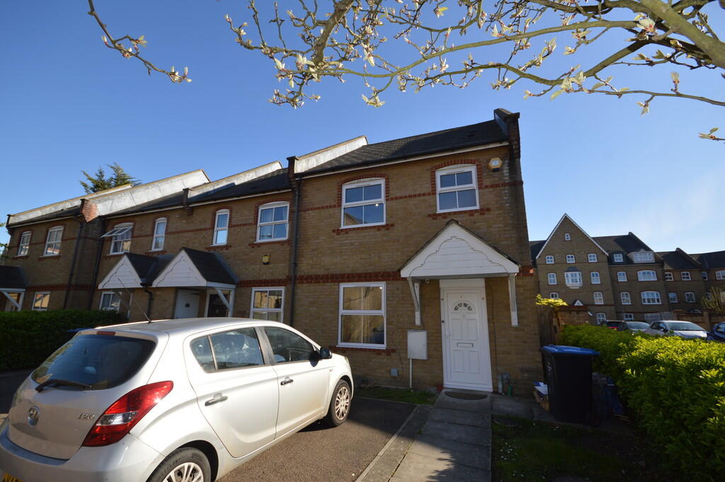 3 bed End of Terrace for rent in Wembley. From Hamilton Estates - Wembley