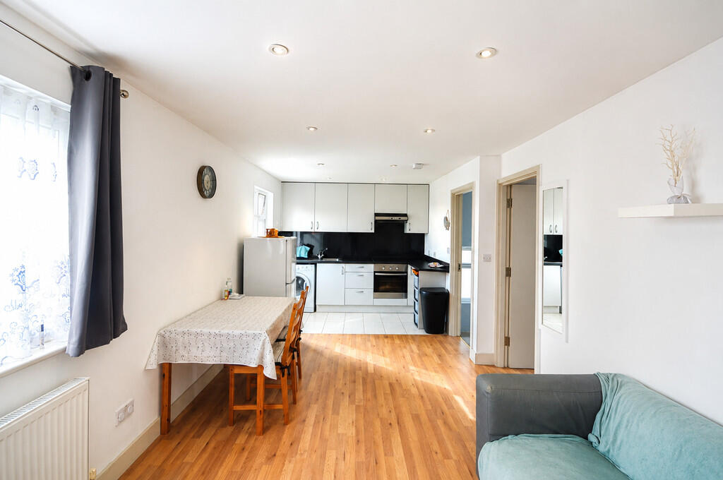 1 bed Semi Detached for rent in Wembley. From Hamilton Estates - Wembley