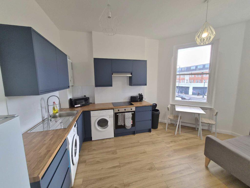 2 bed 1st Floor Flat for rent in Stoke Newington. From Christopher Charles 2 bed 1st Floor Flat for rent in Stoke Newington. From Christopher Charles