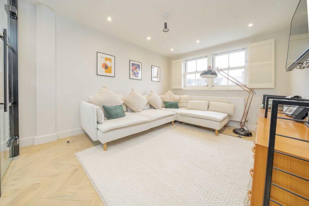 2 bed 1st Floor Flat for rent in Hornsey. From Christopher Charles