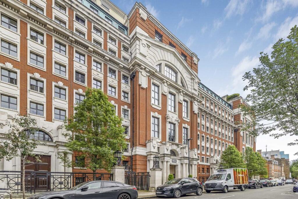 1 bed 1st Floor Flat for rent in Stoke Newington. From Christopher Charles