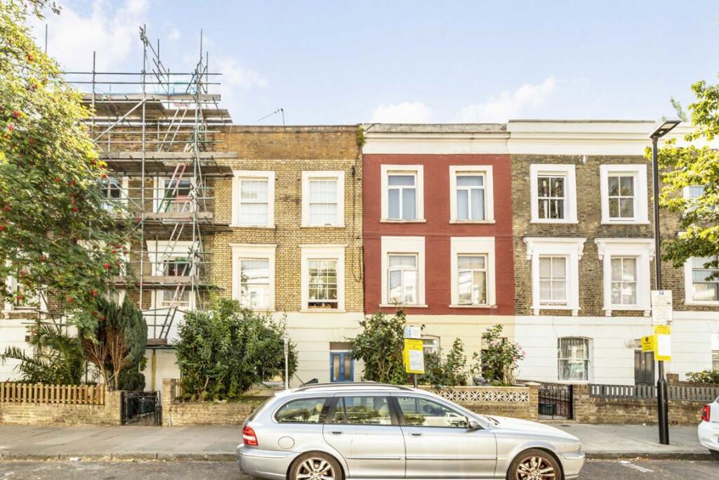4 bed Mid Terraced House for rent in London. From Christopher Charles