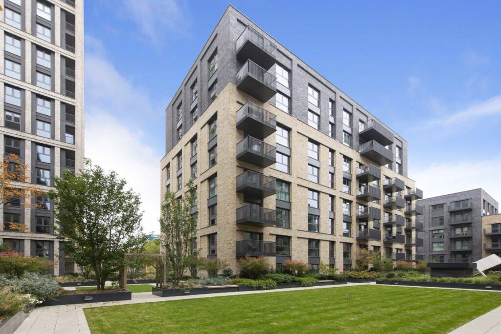 1 bed 1st Floor Flat for rent in Stoke Newington. From Christopher Charles