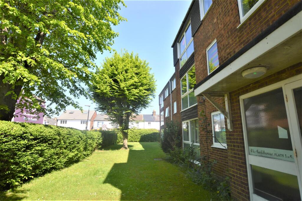 2 bed Apartment for rent in Chandler's Cross. From Grosvenor Estates