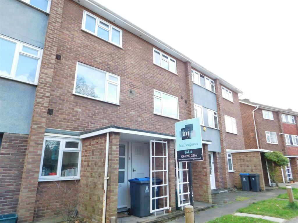2 bed Flat for rent in Surbiton. From Matthew James