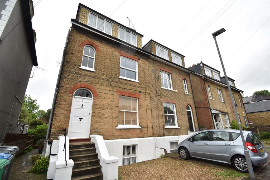 1 bed Apartment for rent in Surbiton. From Matthew James