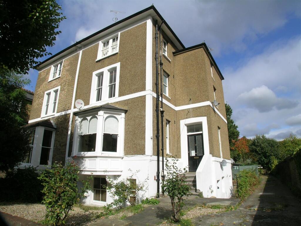 0 bed Apartment for rent in Surbiton. From Matthew James