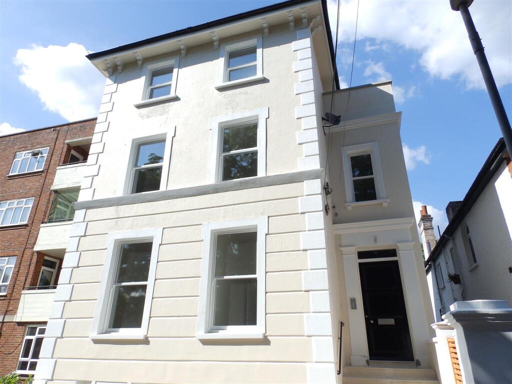 2 bed Apartment for rent in Surbiton. From Matthew James