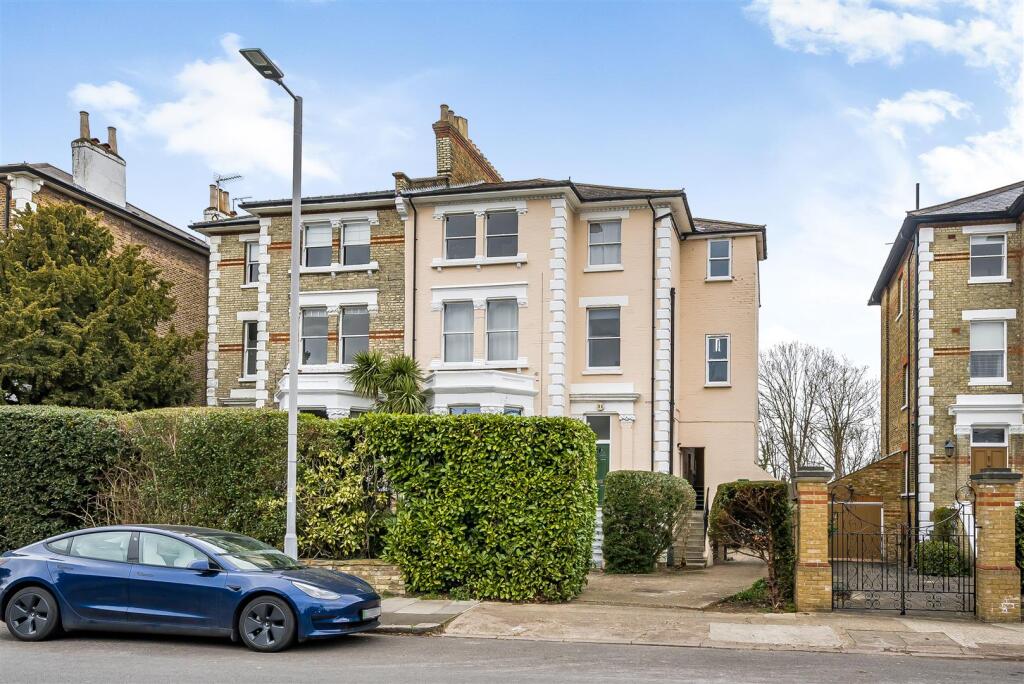 1 bed Apartment for rent in Surbiton. From Matthew James