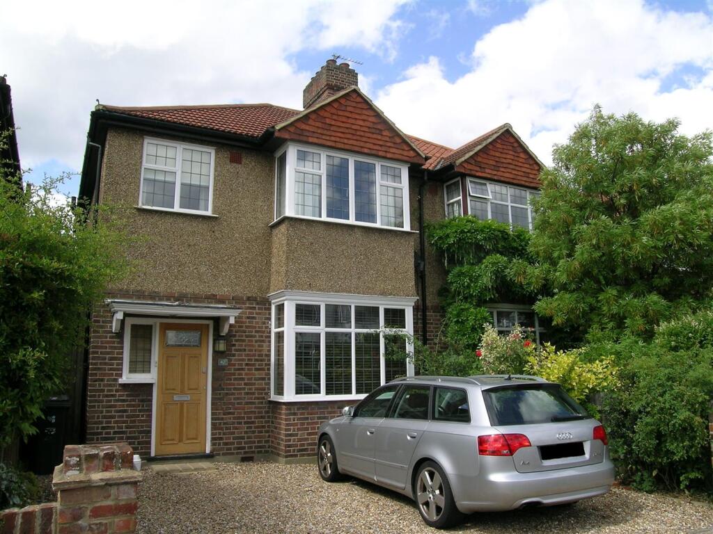 3 bed Semi Detached for rent in Kingston upon Thames. From Matthew James