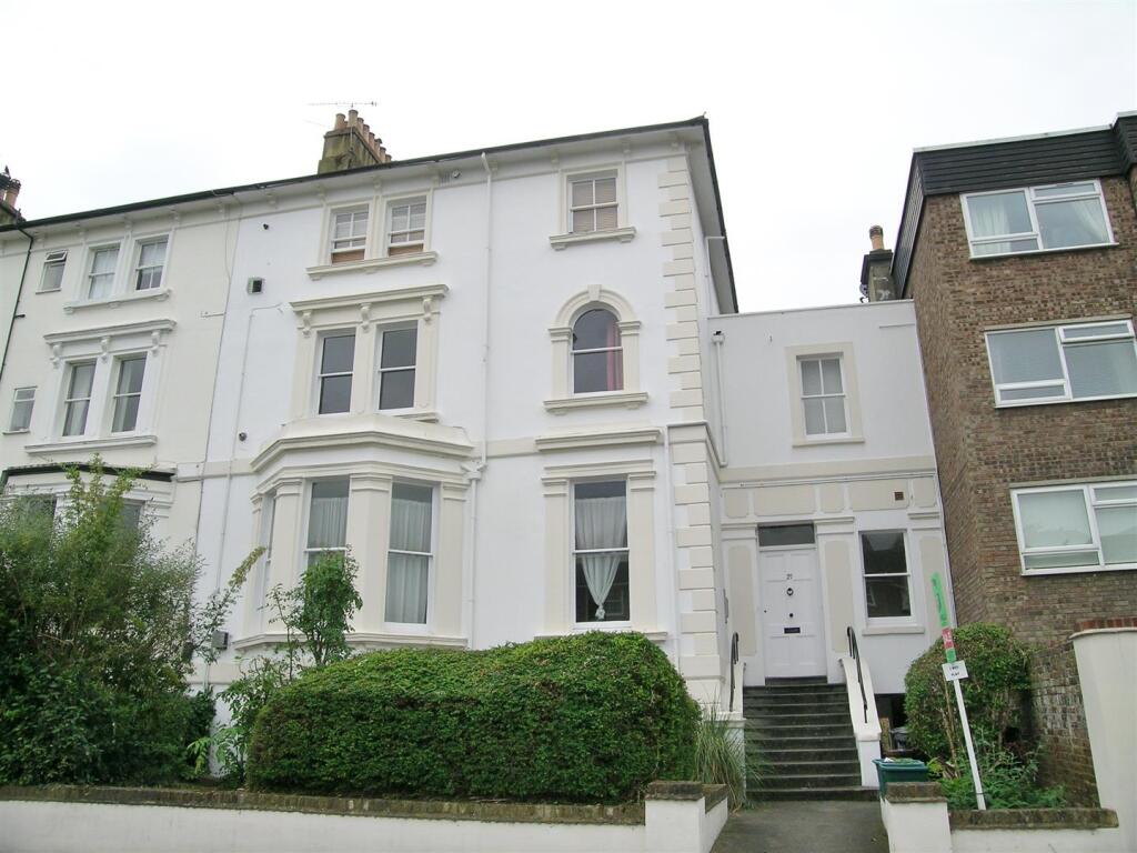 1 bed 1st Floor Flat for rent in Kingston upon Thames. From Matthew James