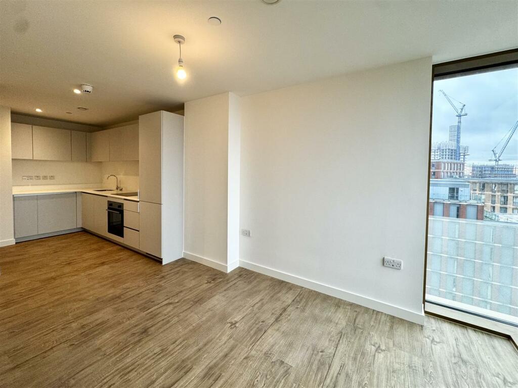 2 bed Apartment for rent in . From Aston Knowles - Sutton Coldfield