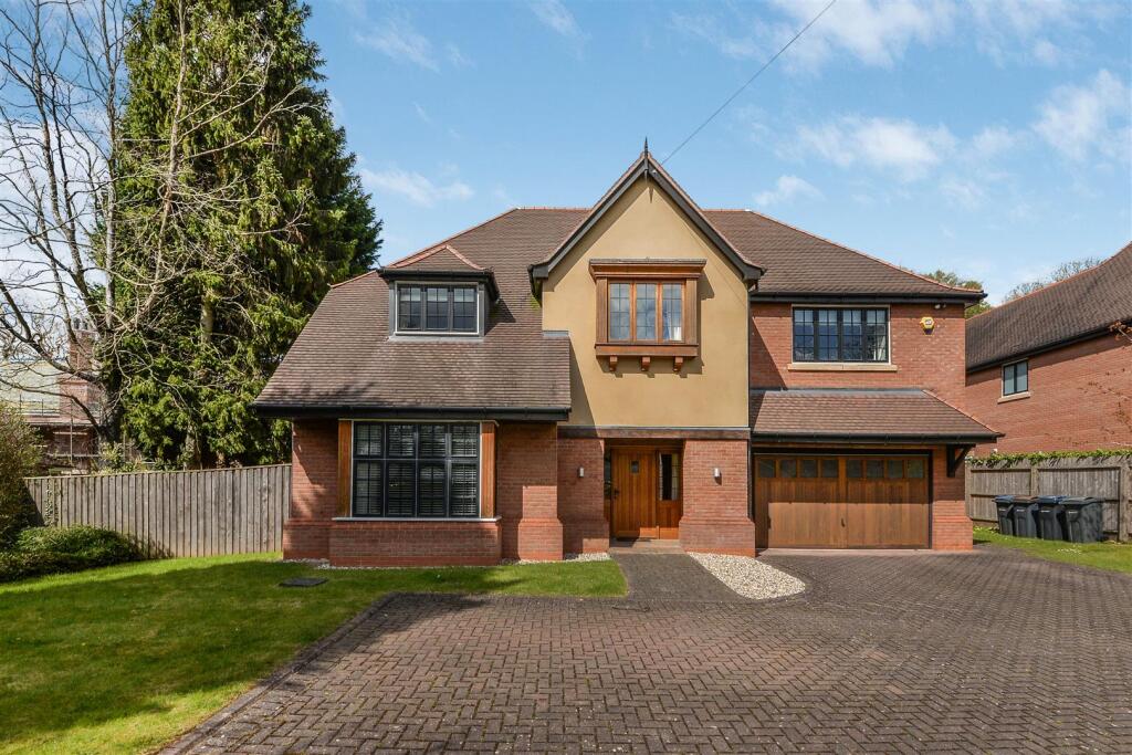 5 bed Detached for rent in Sutton Coldfield. From Aston Knowles - Sutton Coldfield 5 bed Detached for rent in Sutton Coldfield. From Aston Knowles - Sutton Coldfield