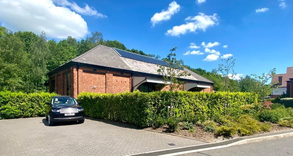 4 bed Detached for rent in Sutton Coldfield. From Aston Knowles - Sutton Coldfield