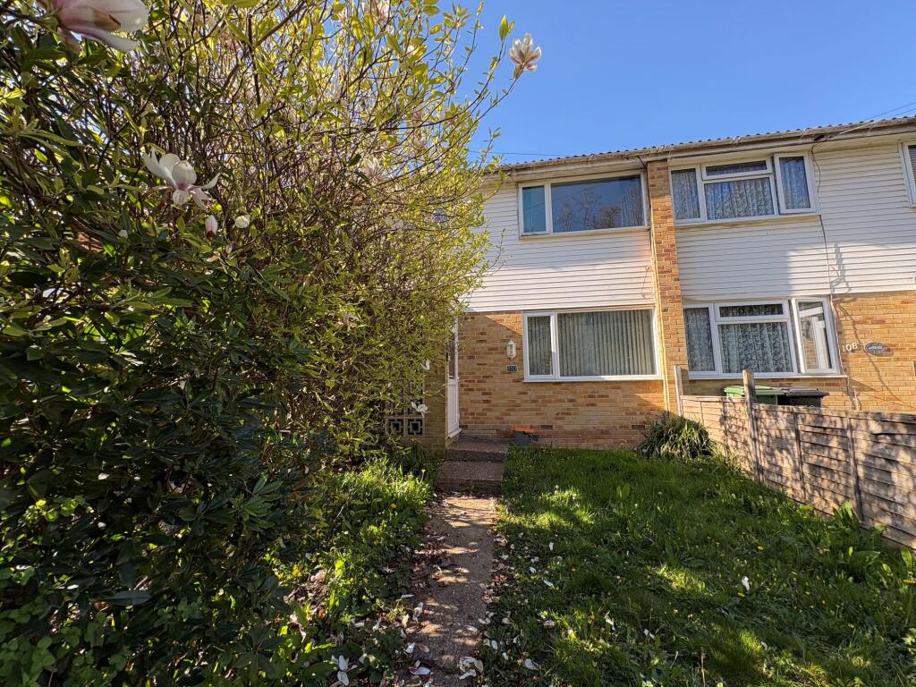 3 bed Mid Terraced House for rent in Hastings. From Wyatt Hughes 3 bed Mid Terraced House for rent in Hastings. From Wyatt Hughes