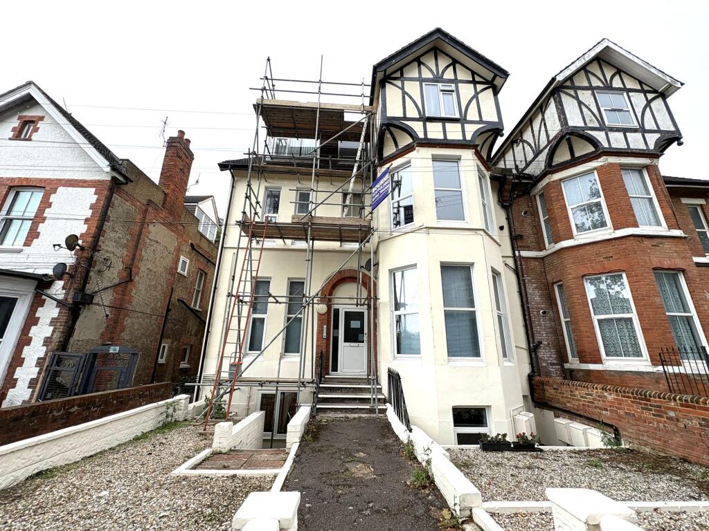 1 bed 1st Floor Flat for rent in Hastings. From Wyatt Hughes 1 bed 1st Floor Flat for rent in Hastings. From Wyatt Hughes