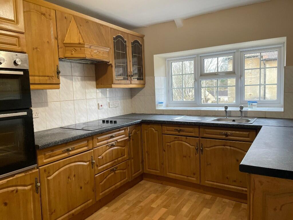3 bed 1st Floor Flat for rent in Holt. From The Total Letting Service - Bradford on Avon