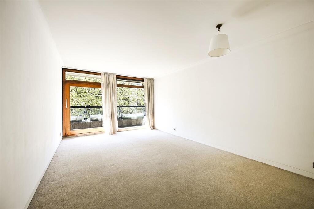 1 bed 1st Floor Flat for rent in London. From Scott City Residential - London