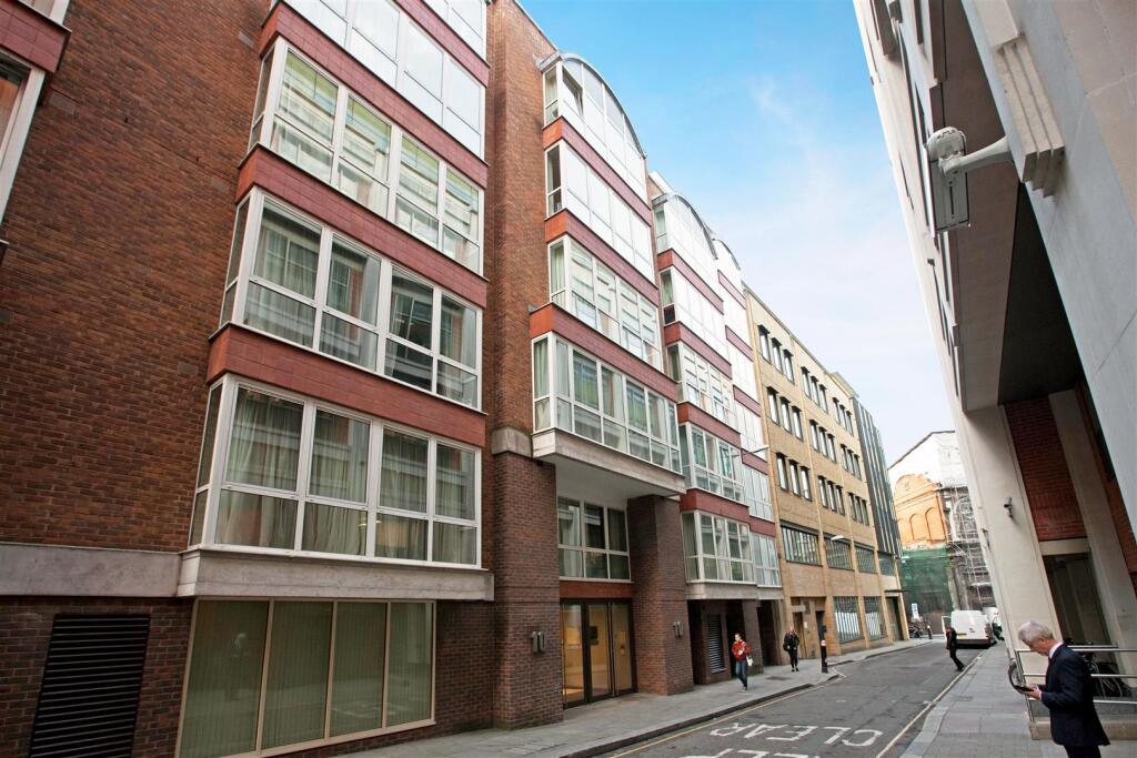 4 bed Studio for rent in London. From Scott City Residential - London 4 bed Studio for rent in London. From Scott City Residential - London