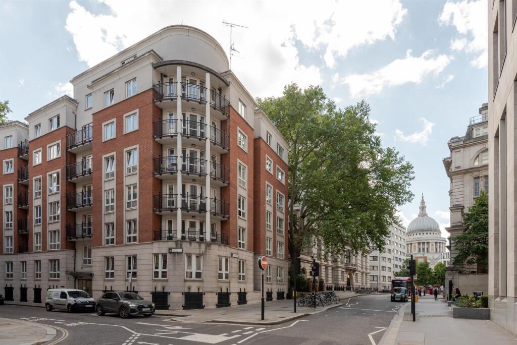 2 bed 1st Floor Flat for rent in London. From Scott City Residential - London 2 bed 1st Floor Flat for rent in London. From Scott City Residential - London