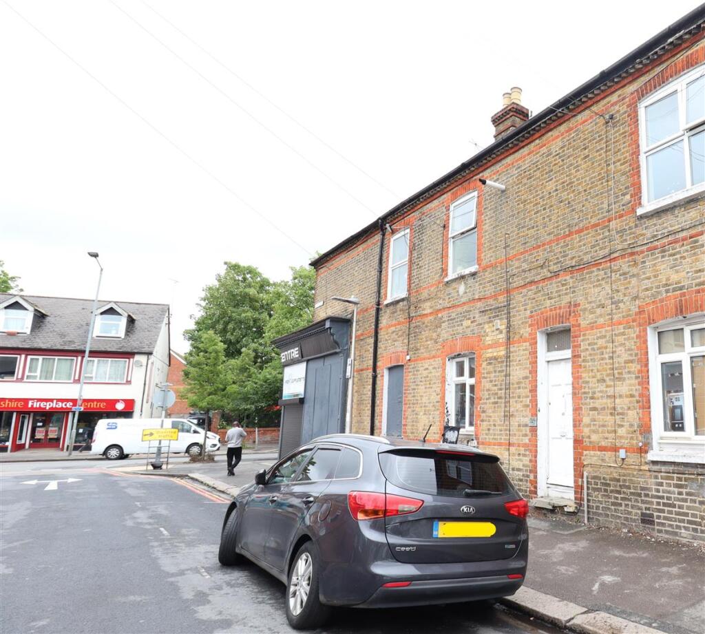 0 bed Studio for rent in Burghfield. From Vanderpump - Tilehurst