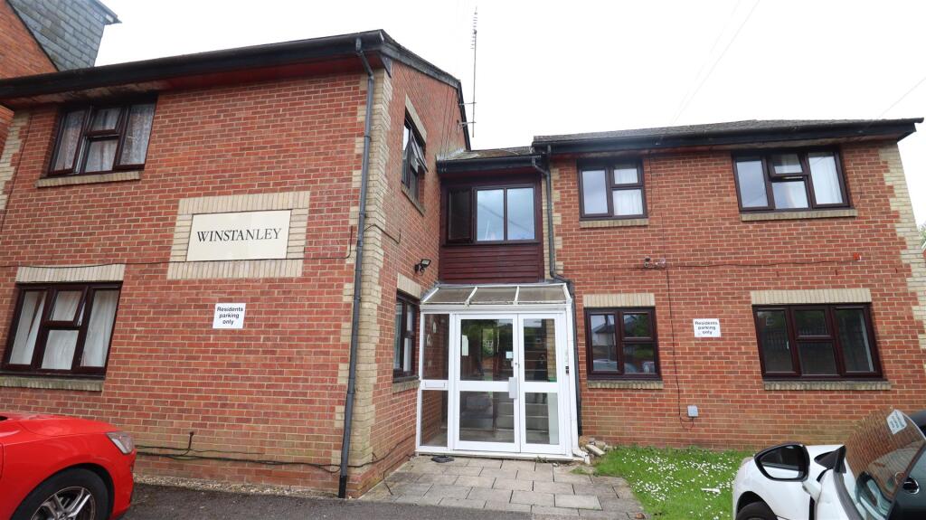 2 bed 1st Floor Flat for rent in Reading. From Vanderpump - Tilehurst