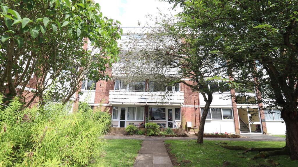 2 bed 1st Floor Flat for rent in Reading. From Vanderpump - Tilehurst 2 bed 1st Floor Flat for rent in Reading. From Vanderpump - Tilehurst