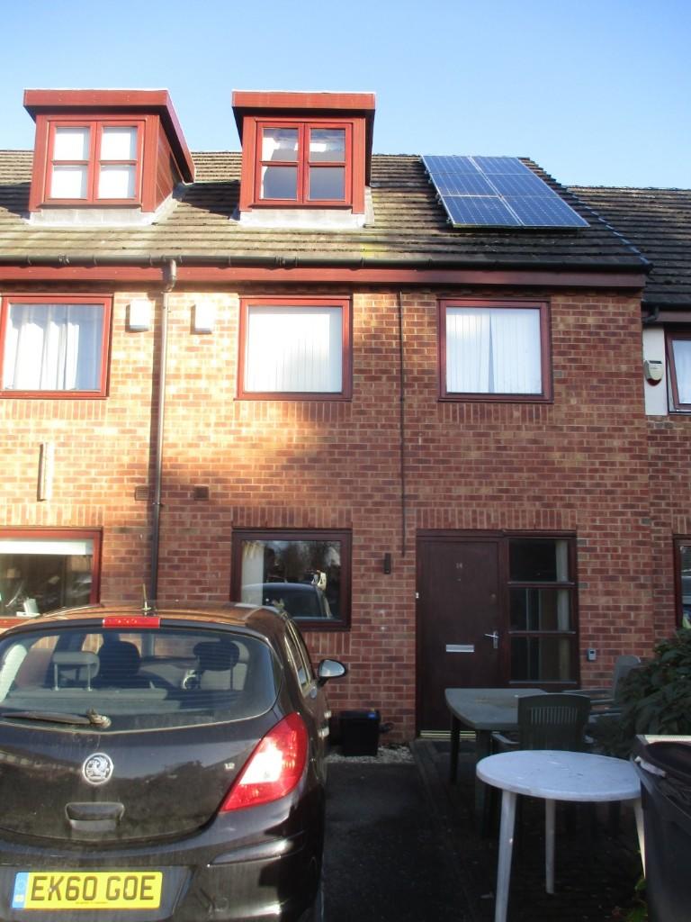 6 bed Mid Terraced House for rent in Osbaldwick. From 2 Let Agency - York