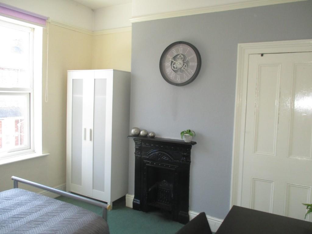 3 bed Mid Terraced House for rent in Skelton. From 2 Let Agency - York