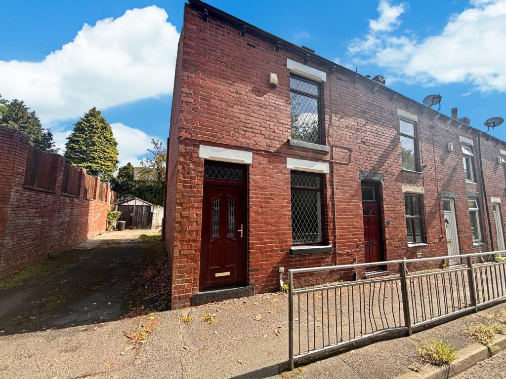 2 bed End of Terrace for rent in Westhoughton. From Price and Co - Westhoughton