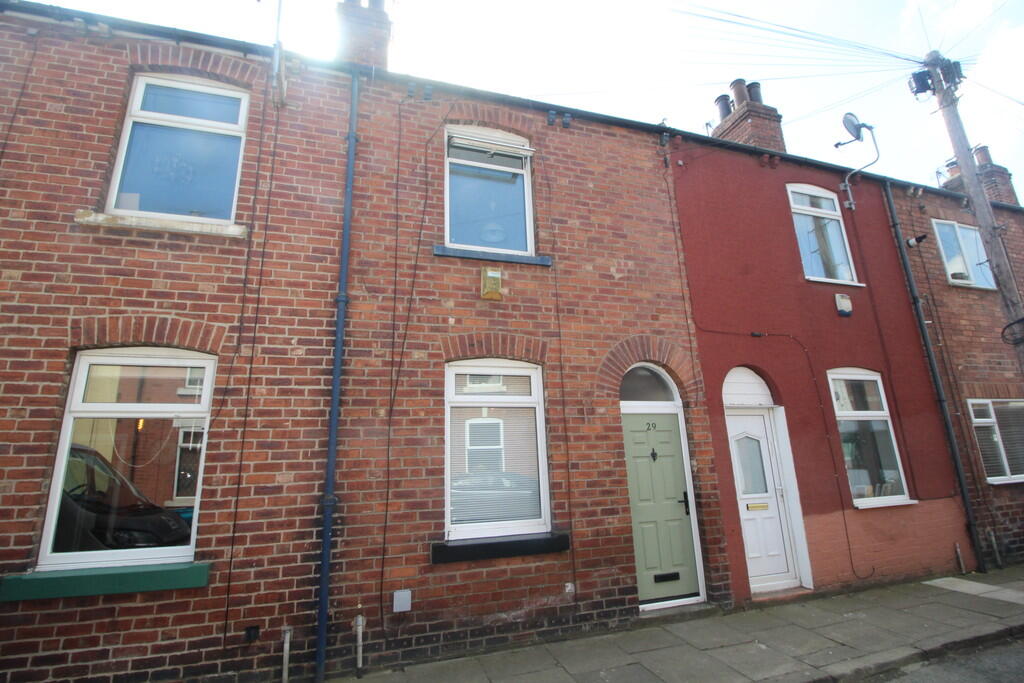 2 bed Mid Terraced House for rent in Normanton. From Chris North Properties LTD - Normanton 2 bed Mid Terraced House for rent in Normanton. From Chris North Properties LTD - Normanton