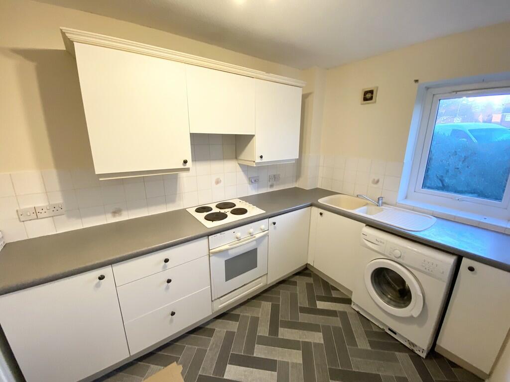 2 bed 1st Floor Flat for rent in Wakefield. From Chris North Properties LTD - Normanton 2 bed 1st Floor Flat for rent in Wakefield. From Chris North Properties LTD - Normanton