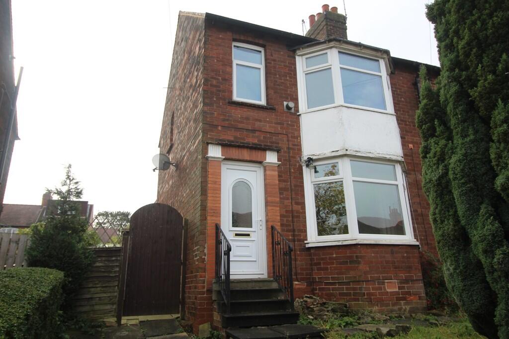 2 bed Mid Terraced House for rent in Kirkhamgate. From Chris North Properties LTD - Normanton