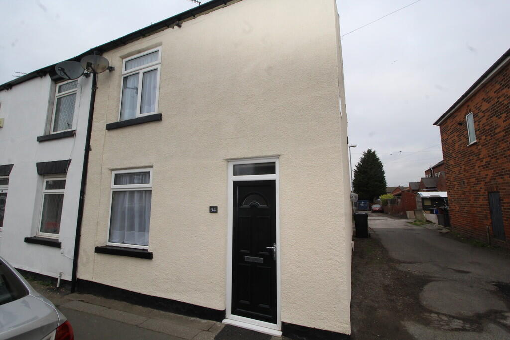 2 bed End of Terrace for rent in Garforth. From Chris North Properties LTD - Normanton