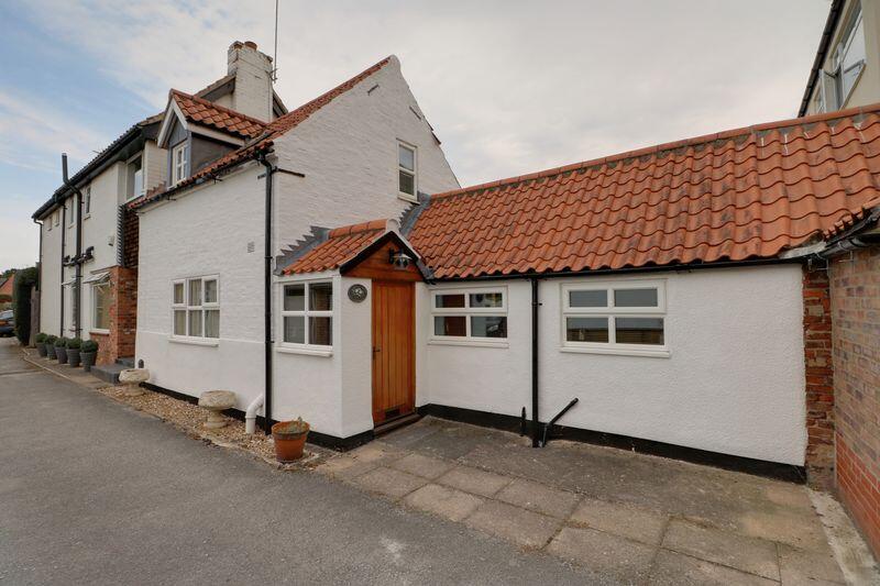 1 bed Cottage for rent in North Ferriby. From Oscars - Hull 1 bed Cottage for rent in North Ferriby. From Oscars - Hull