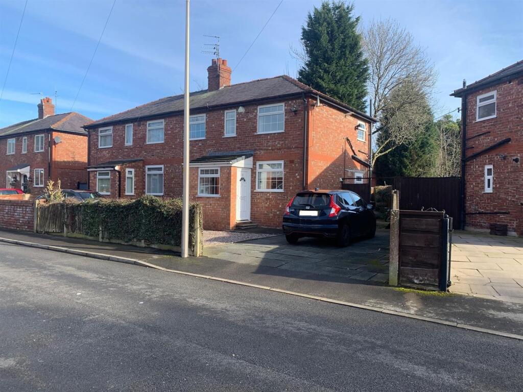 3 bed Semi Detached for rent in Cheadle. From Stuarts Property Services - Cheadle