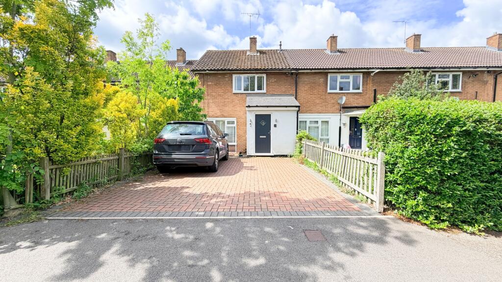 2 bed Mid Terraced House for rent in Stevenage. From Putterills - Hitchin