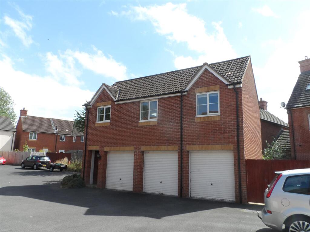 1 bed Annexe for rent in Chard. From Derbyshire's Estate Agents - Chard