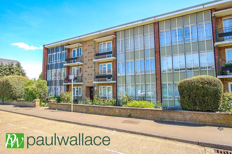 2 bed House (unspecified) for rent in Cheshunt. From Paul Wallace Estate Agents - Cheshunt