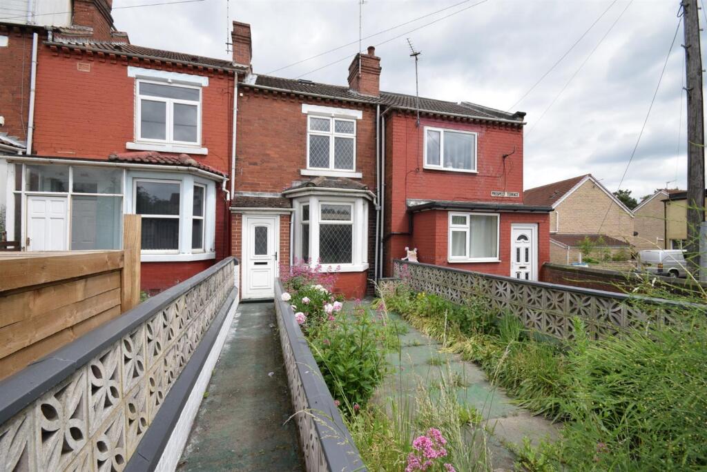 2 bed Mid Terraced House for rent in South Kirkby. From Richard Kendall - Wakefield 2 bed Mid Terraced House for rent in South Kirkby. From Richard Kendall - Wakefield