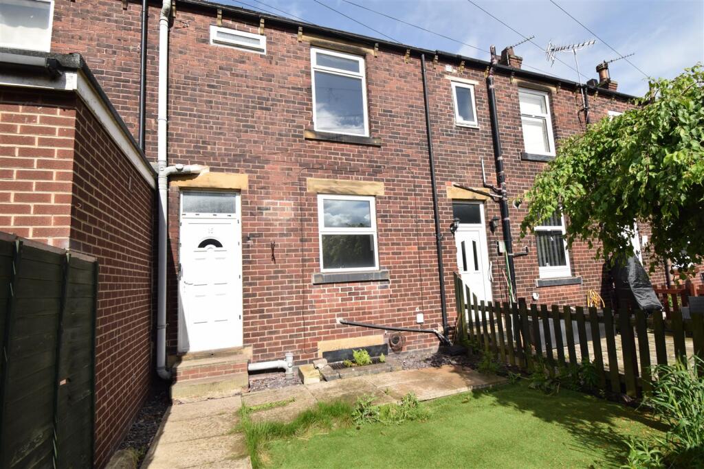 2 bed Mid Terraced House for rent in Ossett. From Richard Kendall - Wakefield 2 bed Mid Terraced House for rent in Ossett. From Richard Kendall - Wakefield